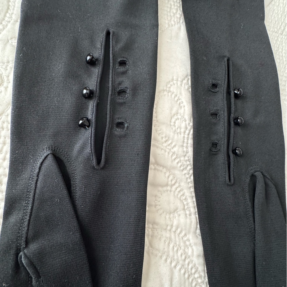 Vintage Black Elbow Gloves - Picture 3 of 5